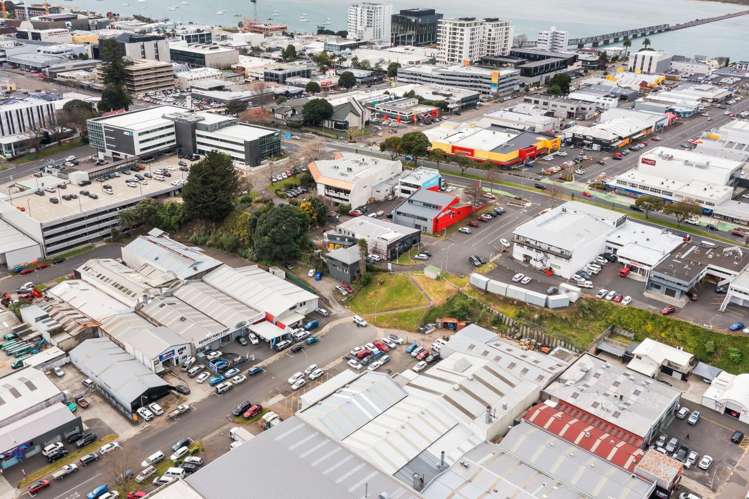 140 Second Avenue Avenues_14