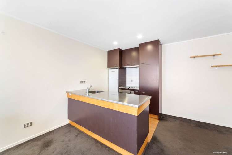 53/3 Wagener Place Mount Albert_2