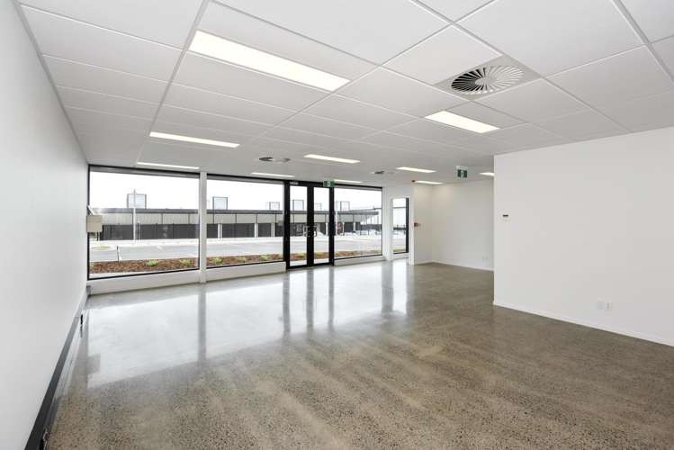 2/5 Northside Drive Westgate_2