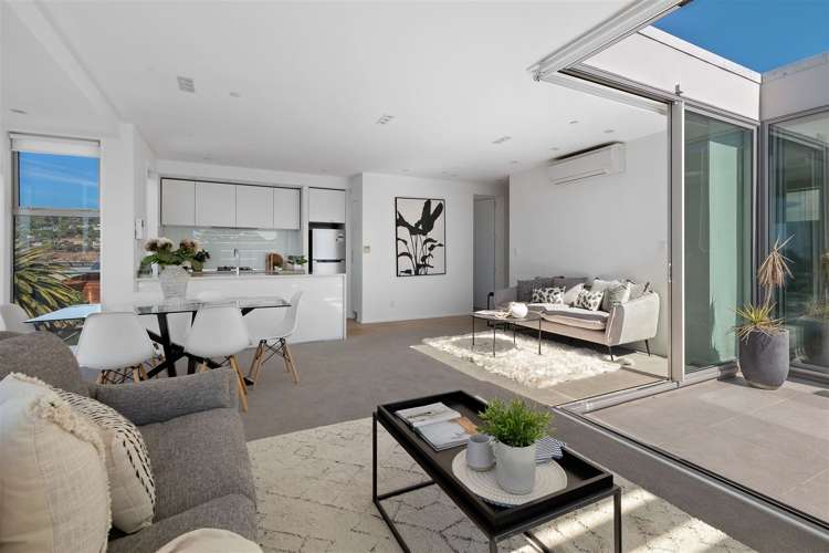 9/22 Esplanade Sumner_1