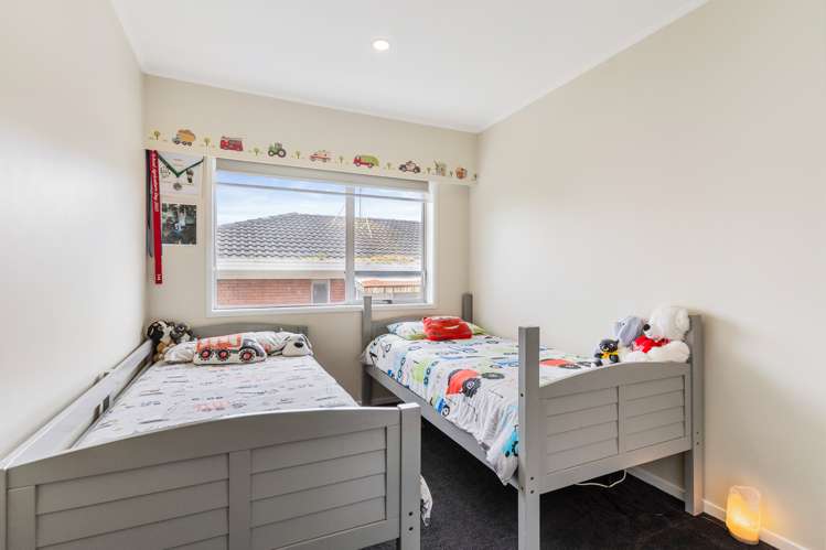 2/9 Duke Street Papakura_11