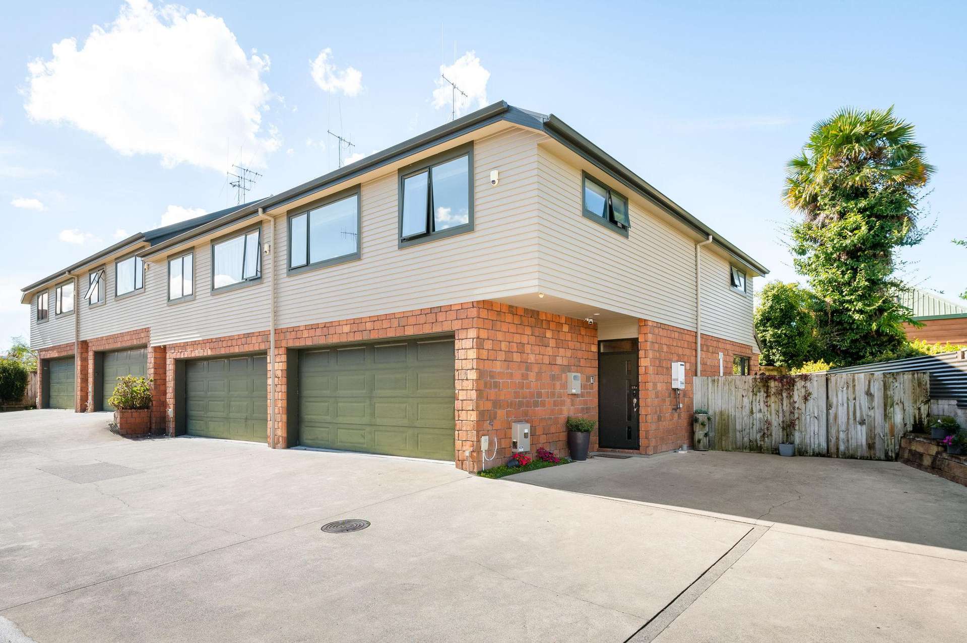 12A Kelvin Place Hamilton East_0