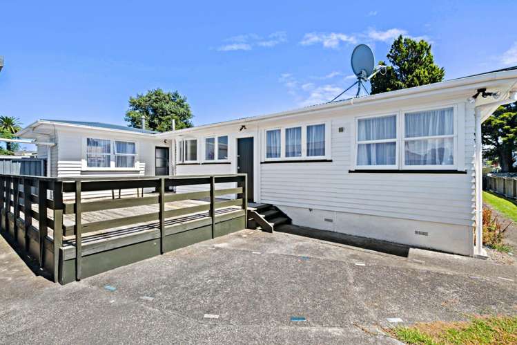 1/50 Halsey Road Manurewa_13