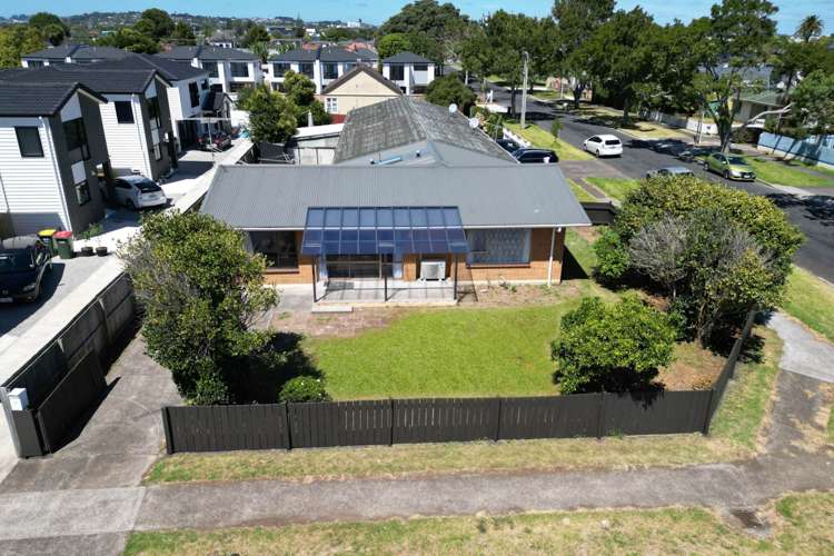 27 Birdwood Avenue Papatoetoe_17