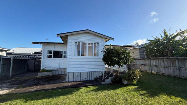 150 Point Chevalier Road_0