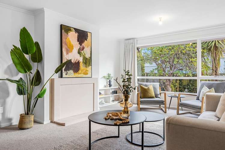 2/36 Office Road Merivale_5