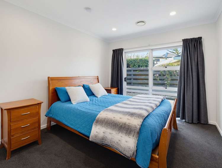 8 Aintree Crescent Awapuni_24