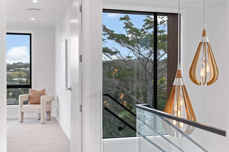 545 Beach Road Murrays Bay_13