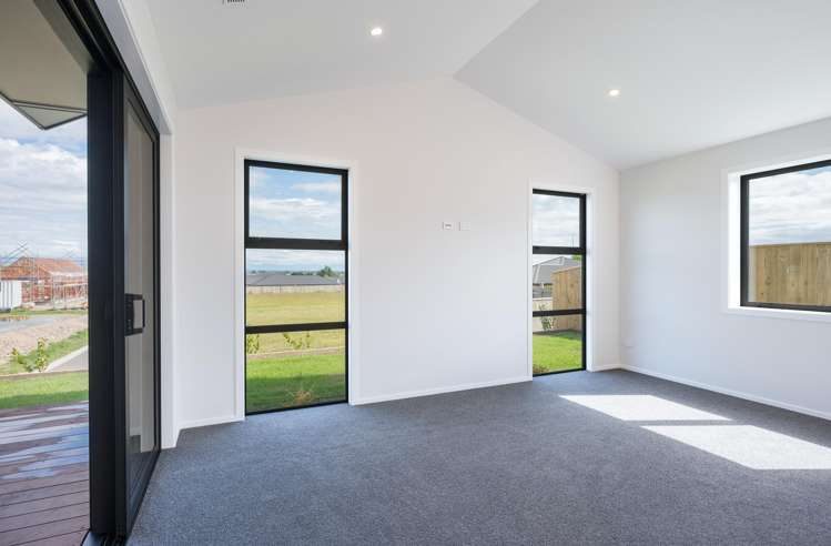 8 Paton Road Richmond_7