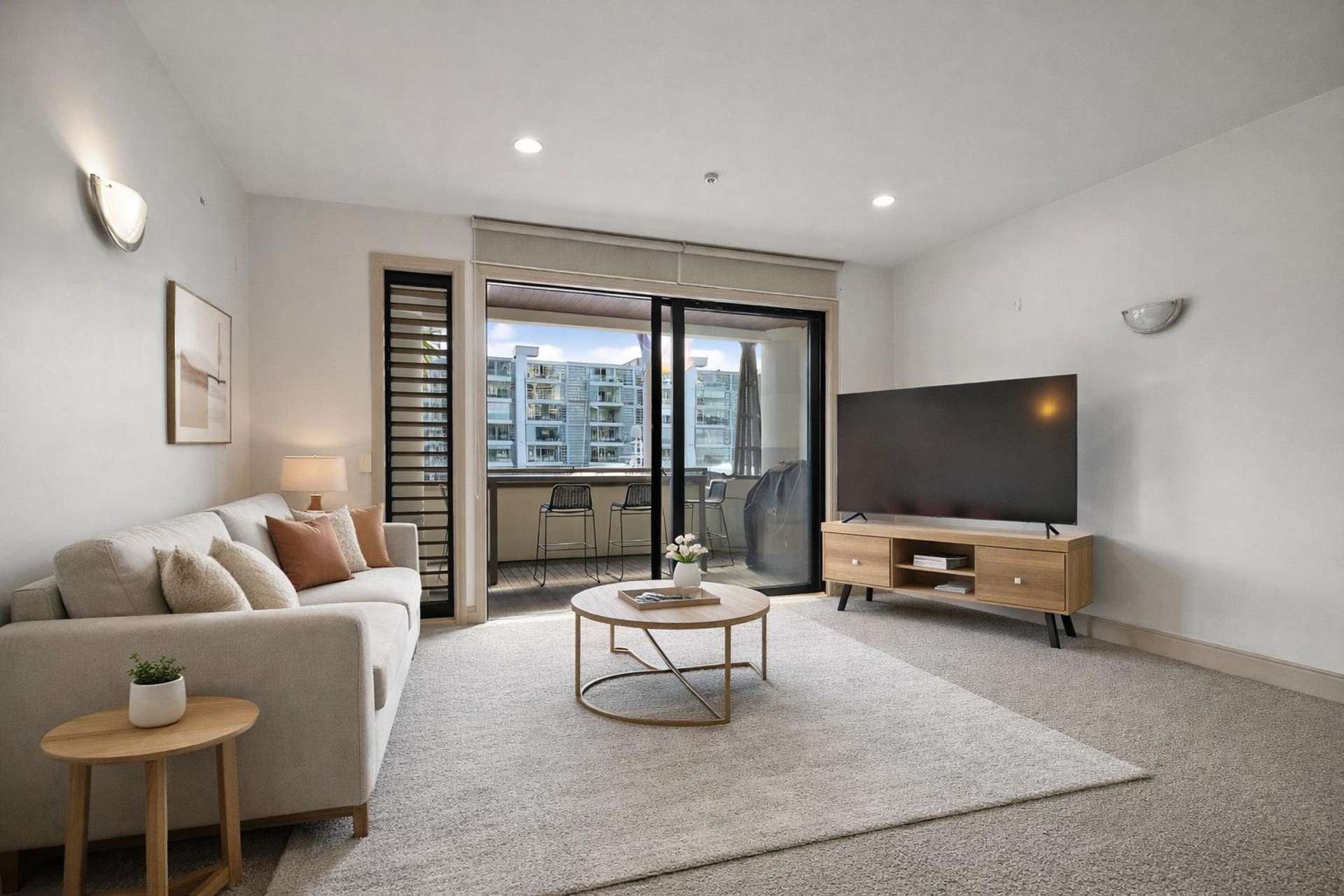 GC/22 Pakenham Street East Auckland Central_0