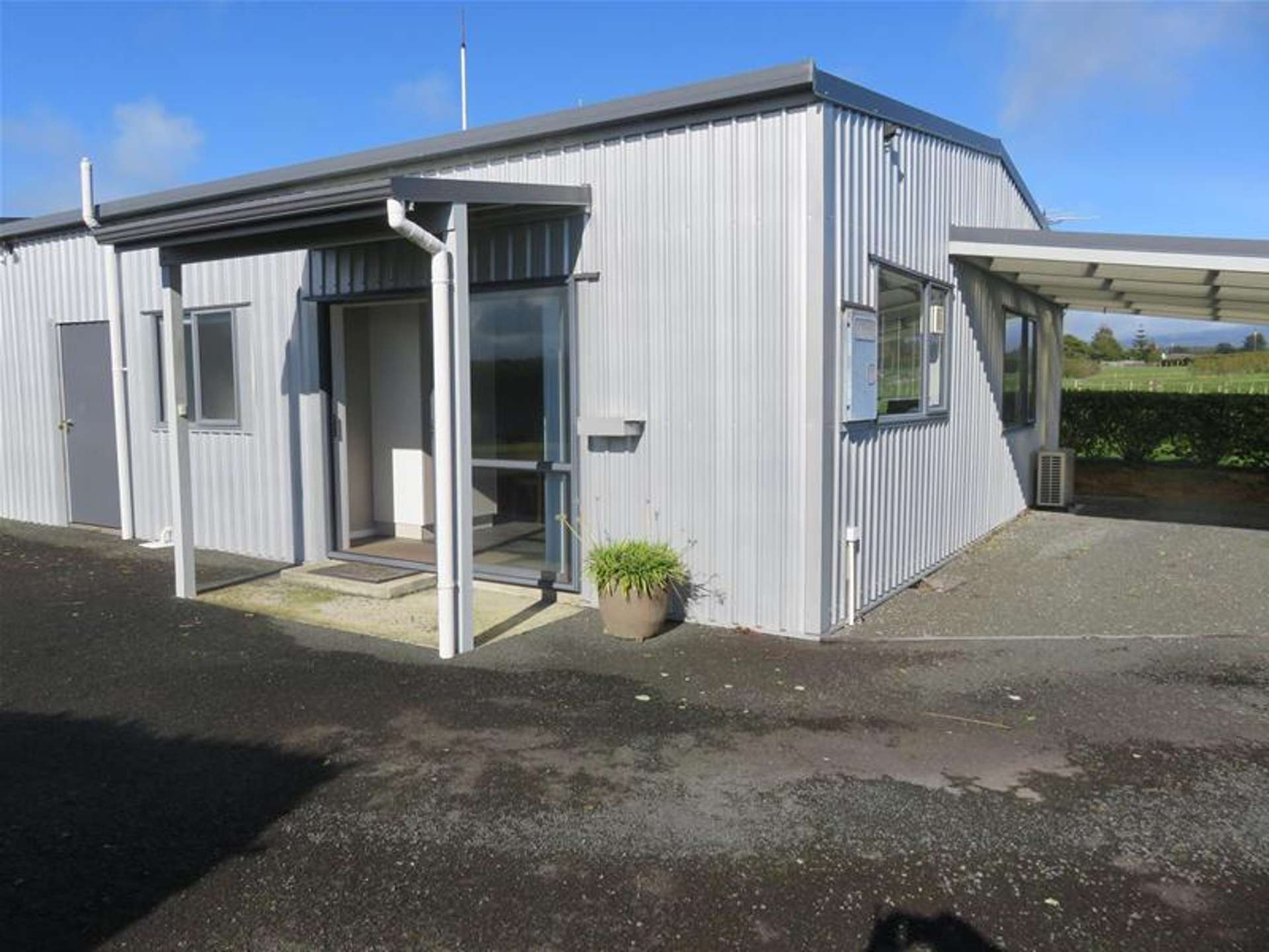 1417 Egmont Road Egmont Village_0