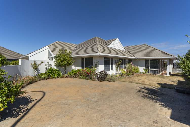 29 Stead Crescent Stoke_17