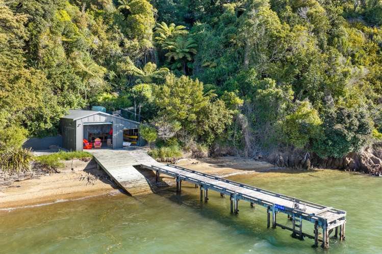 2717 Queen Charlotte Drive Queen Charlotte Sound_12