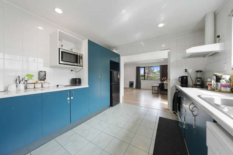 8 McLennan Road Mt Wellington_17