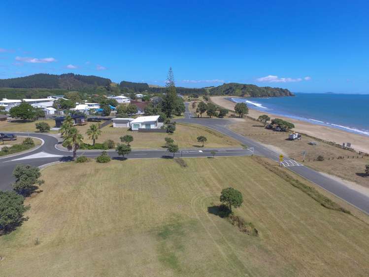 18 Flame Tree Lane Taipa_18