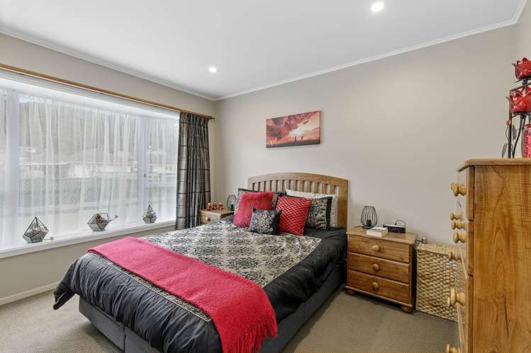 45 Bull Avenue Wainuiomata_12