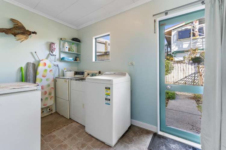 4 Julian Place Westown_15