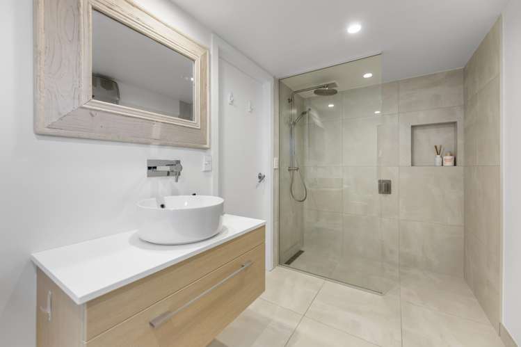 4 Scroggs Hill Road Brighton_15