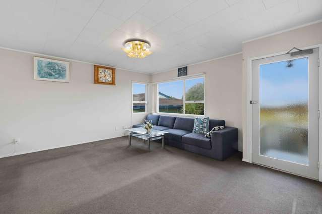 70 Archboyd Avenue Mangere East_2