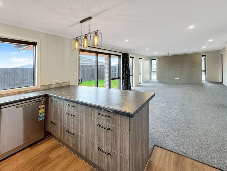 39 Ebenezer Dr Lincoln_2