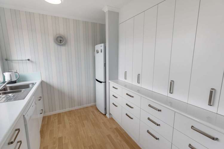 20 Simon Street Tawhero_11