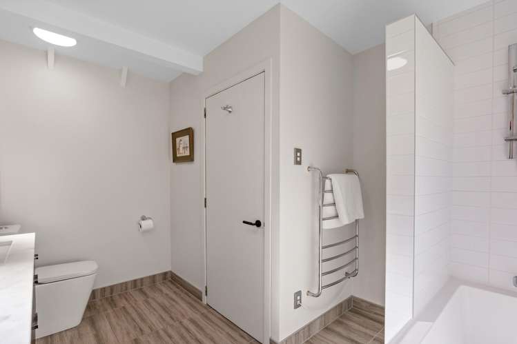 10 Tuawera Terrace Clifton_21