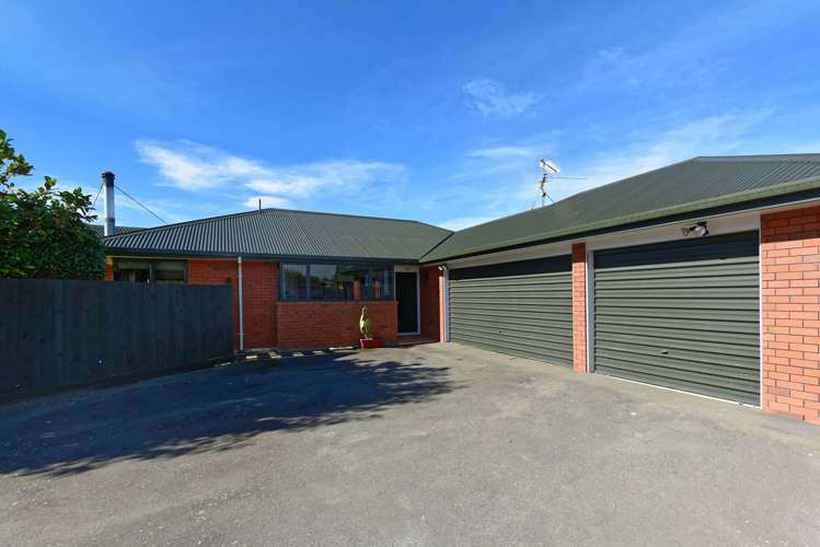 11 Devon Crescent Darfield_1