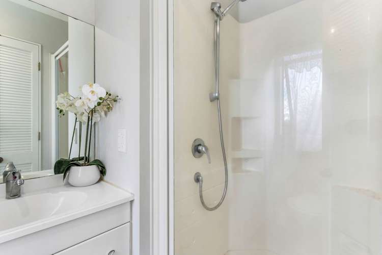 100 Chapel Road Flat Bush_15