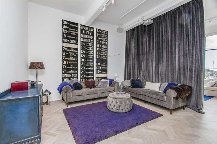 2c/2 Queen Street Auckland Central_7