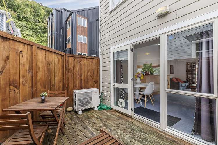 4/14A Glenmore Street Thorndon_7