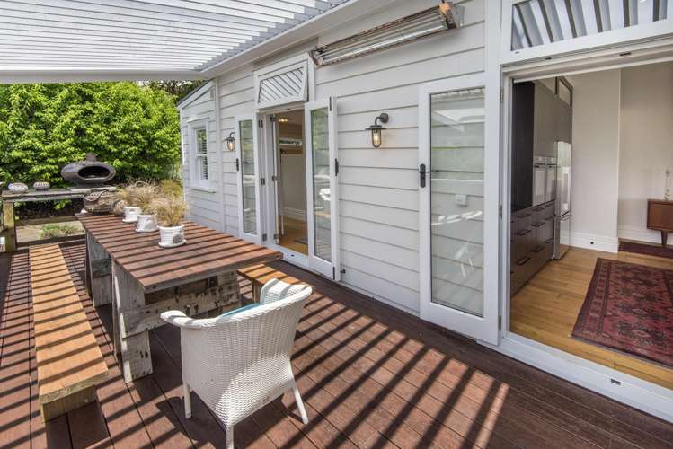 38 Albert Road Devonport_14