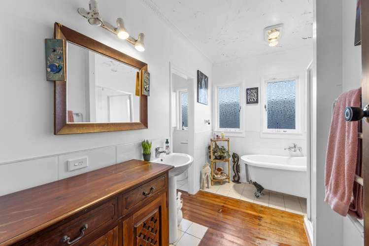 1620 East Coast Road Kaiaua_8