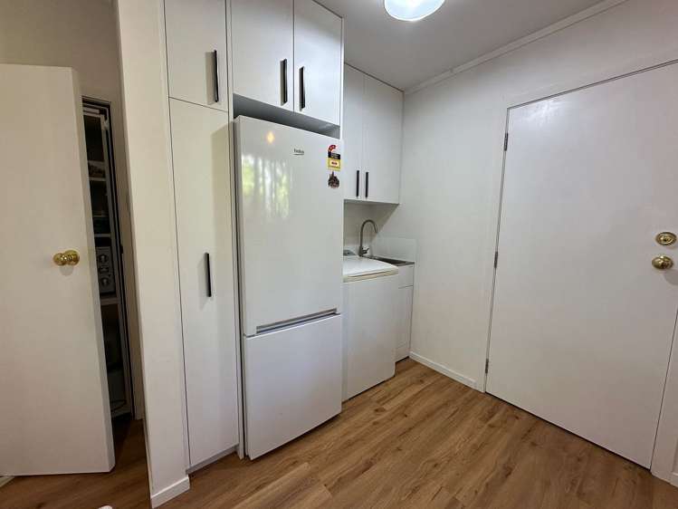 11 Roberts Road Glenfield_8