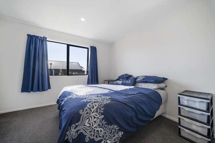 7 Selo Street Glen Eden_12