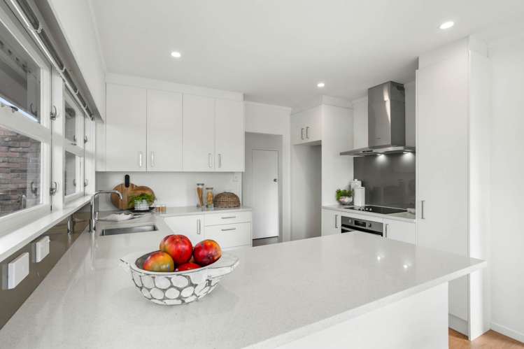 60 Pembroke Crescent Glendowie_8