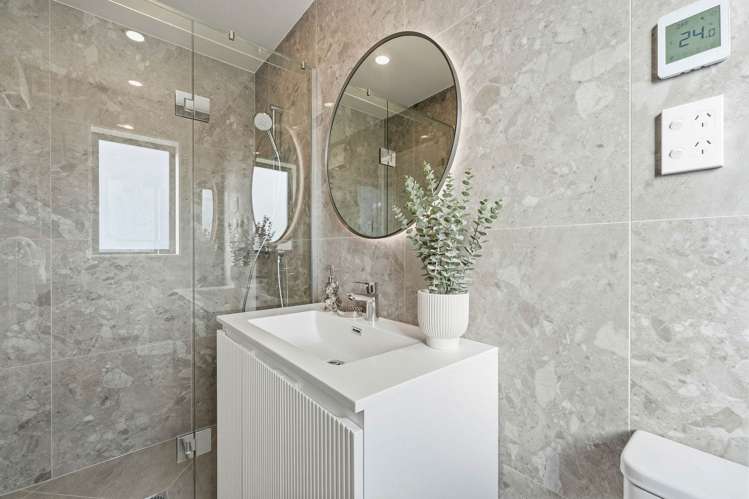 3/7 Sycamore Drive Sunnynook_25