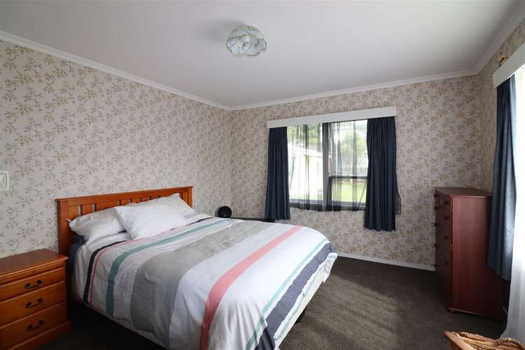 36 Churchill Avenue Richmond_12