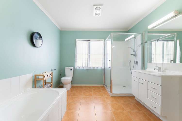 10/2 Arawa Street New Lynn_12