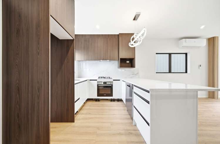 20 Whare Kauri Road_2