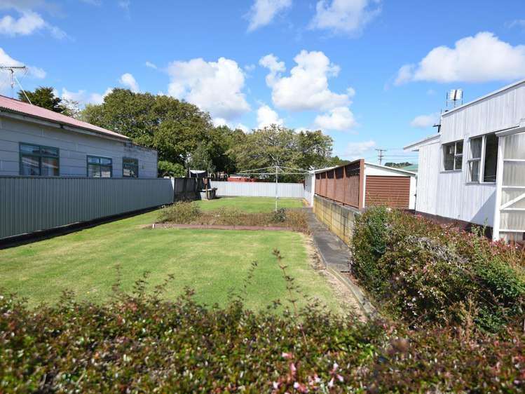 12 Falkland Street Wanganui East_21