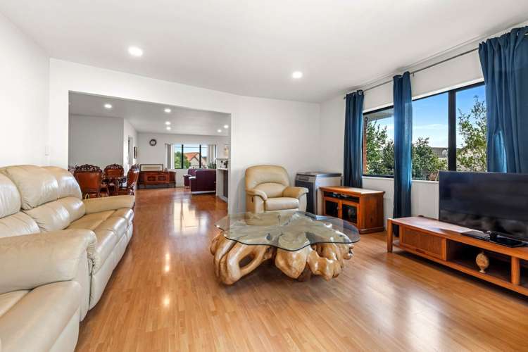 60 Fernhill Way Oteha_6