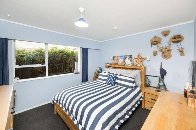 6 Truscott Grove Awapuni_22