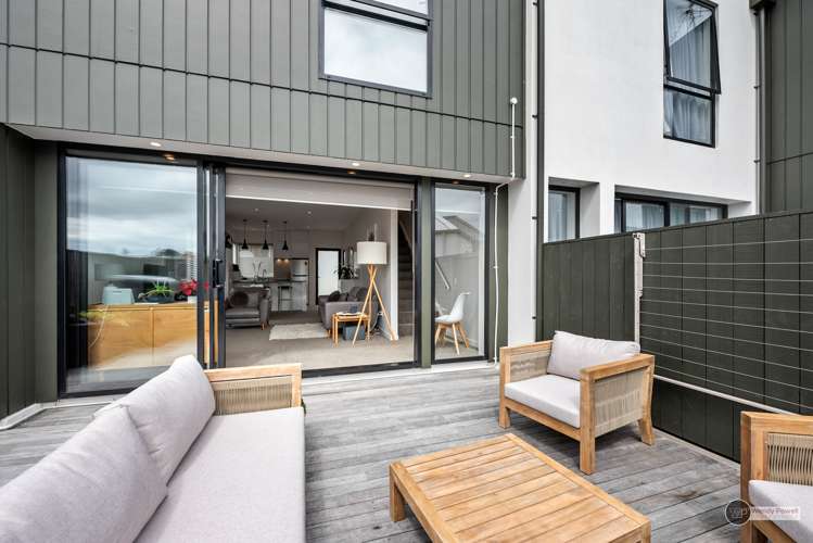 15/6 Oswald Crescent_0