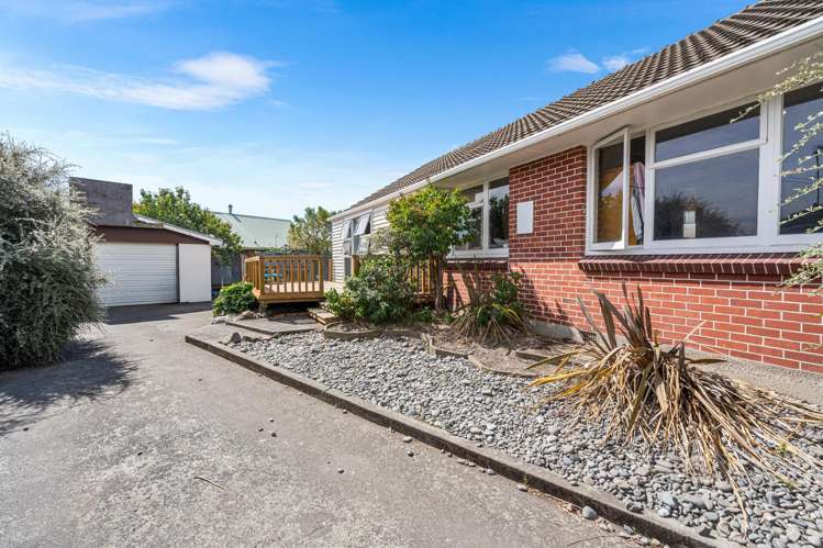 35 Ontario Place Wainoni_1