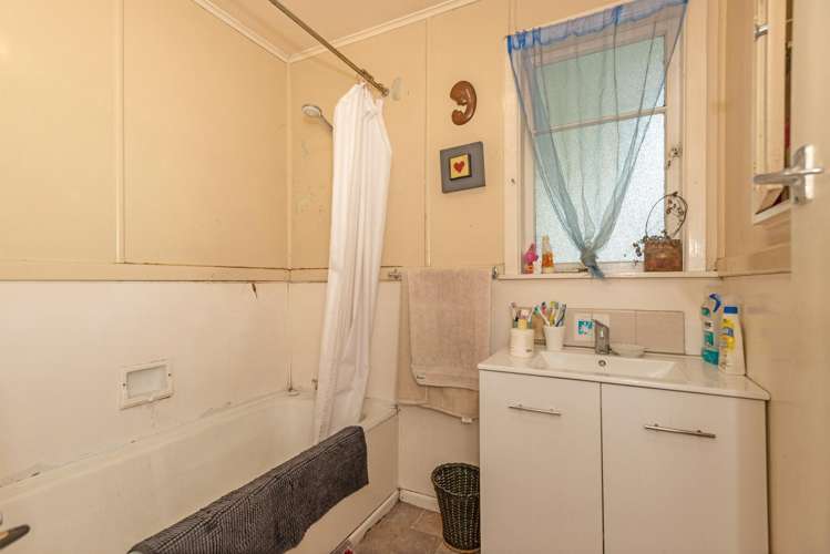 507 Wainui Road Kaiti_13