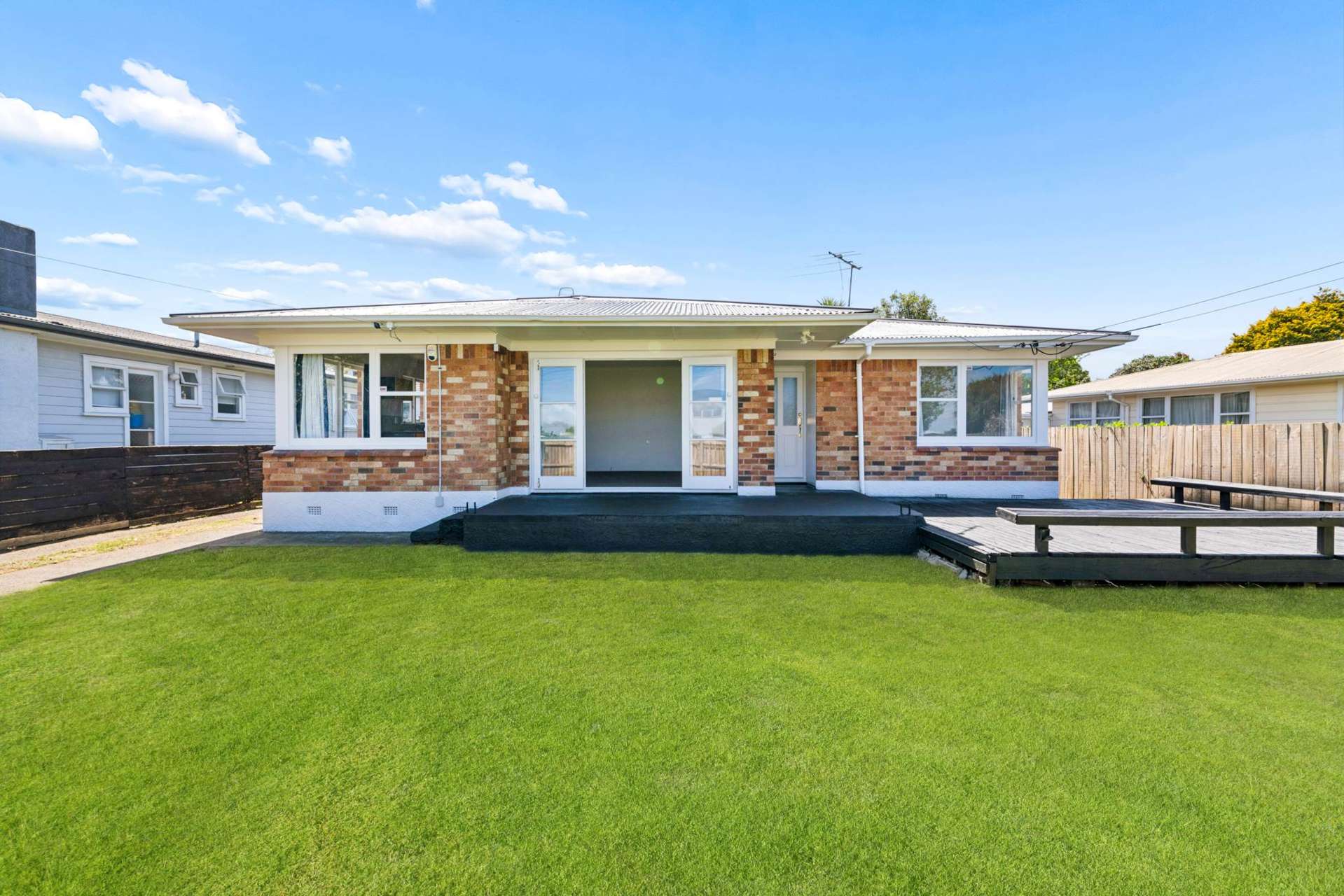 8 Braeburn Place Takanini_0