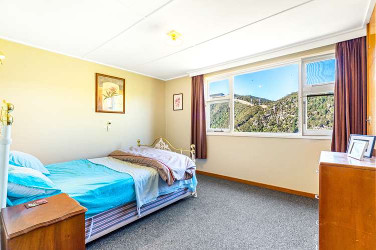 24 Tui Terrace Waipori Falls_9