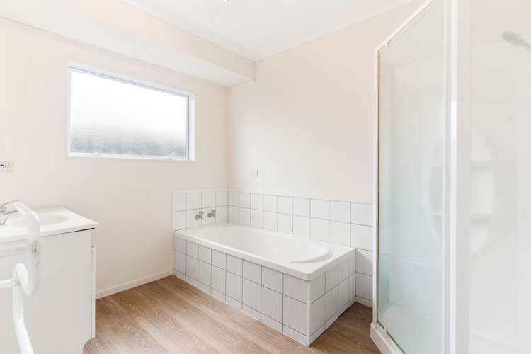 75b George Crescent Buckland_15