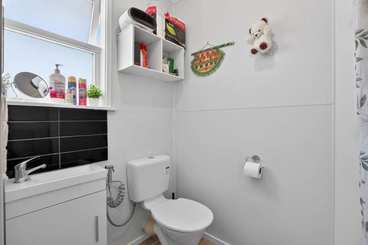 2/40 North Road The Wood_8