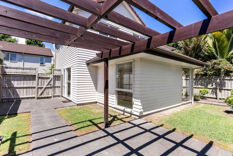 10 Sires Parkway Takanini_11